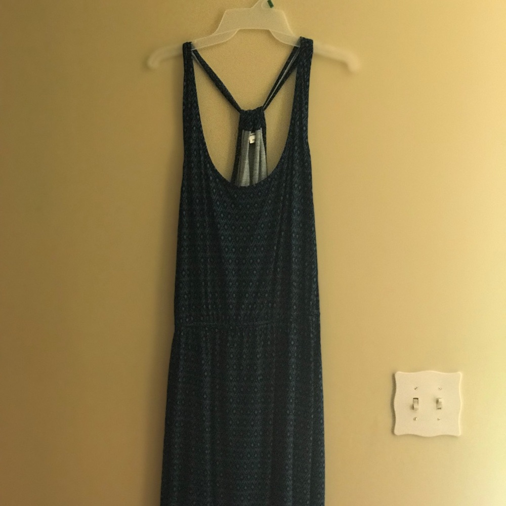 Knee length, cinch waist dress